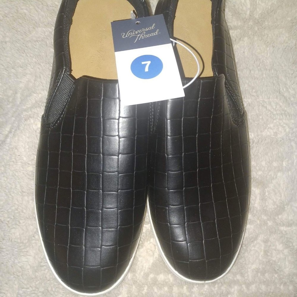 NWT, Kelsey Snicker, Universal Thread, Size 7 Women's